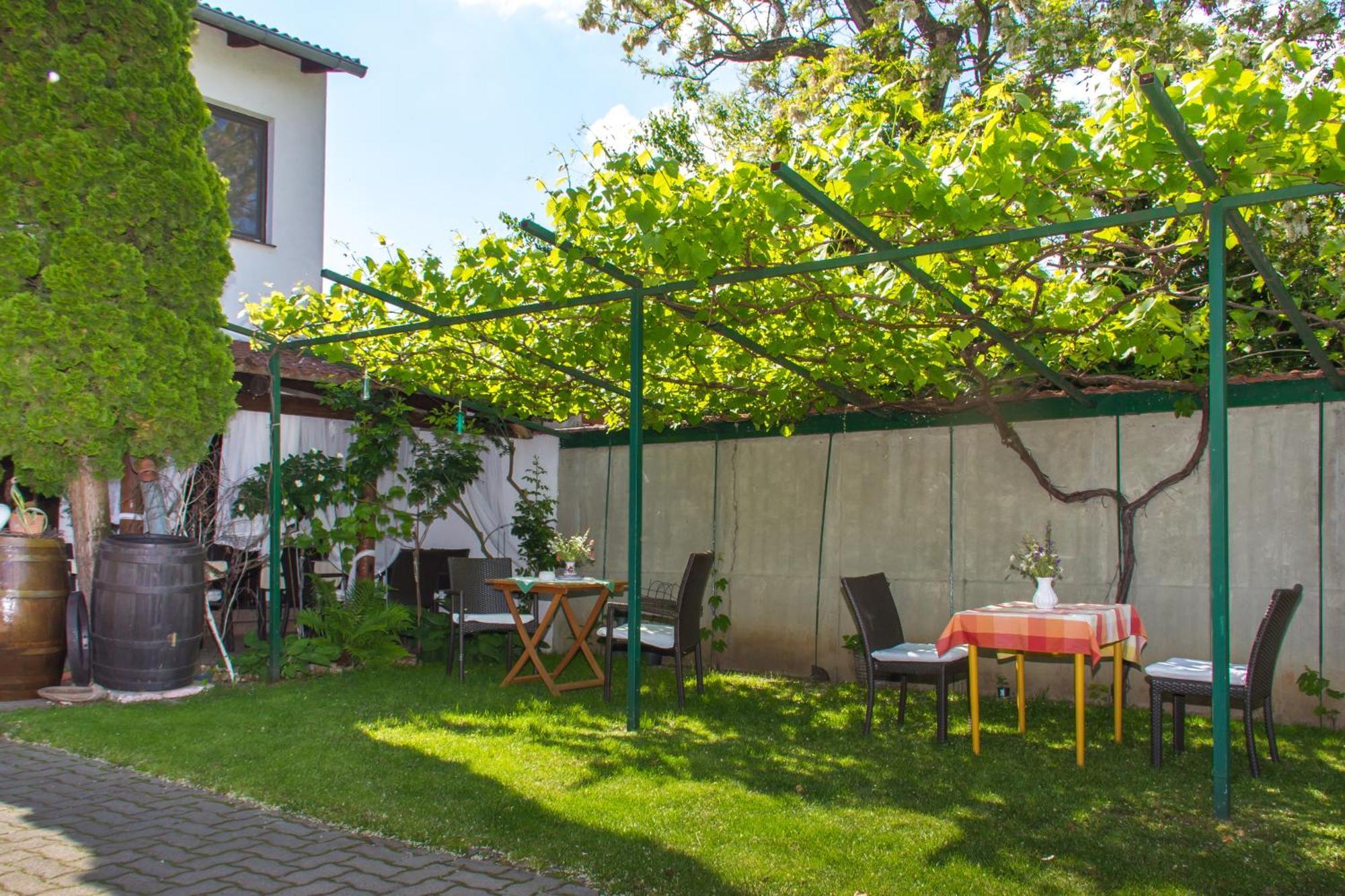 Appartement Roiss Podersdorf am See Esterno foto